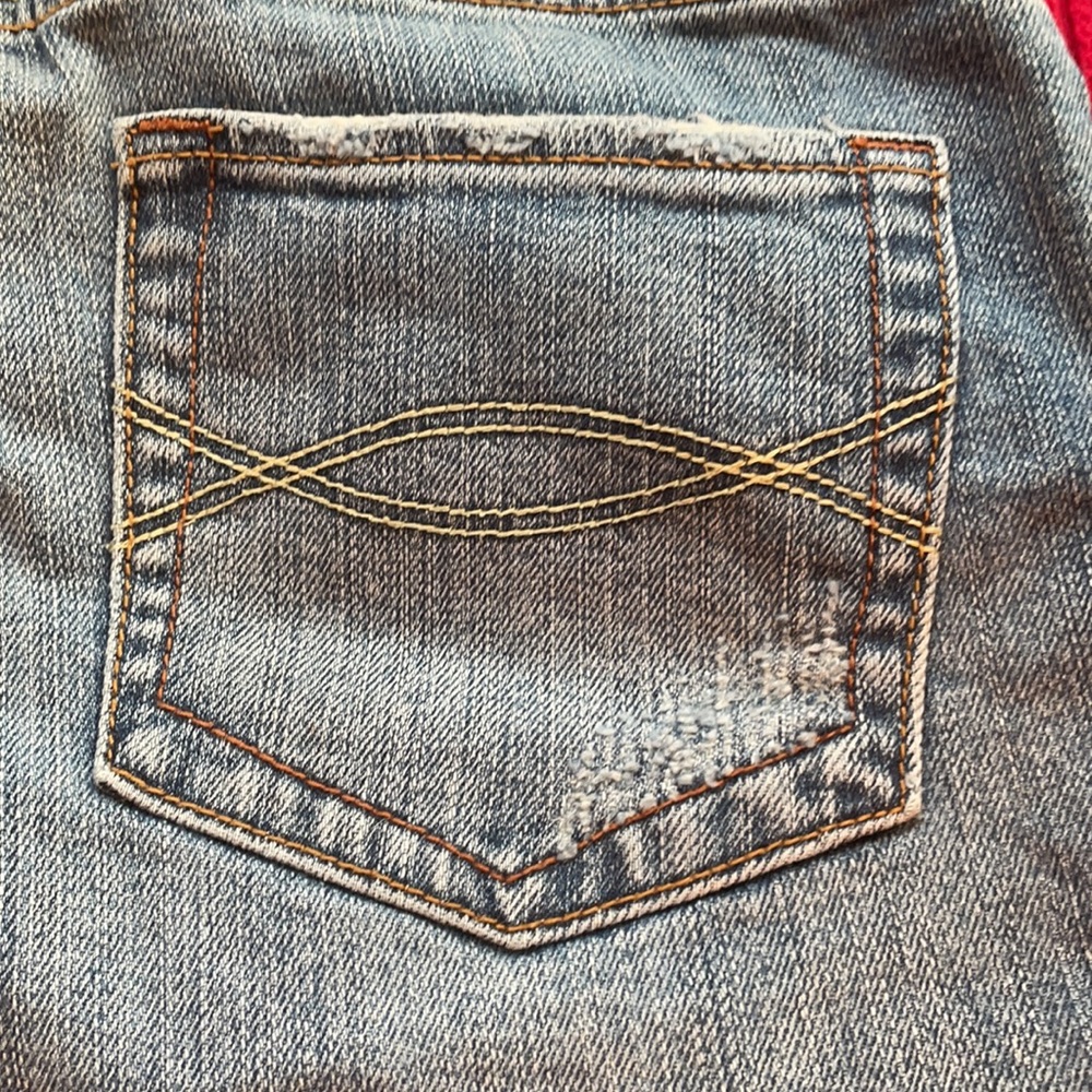 Abercrombie & Finch Low Rise Bootcut Jeans | 0R - Picture 9 of 15